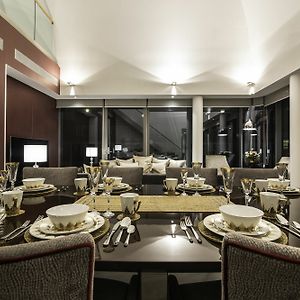 Luxe Penthouse Appartement met Drie Slaapkamers
